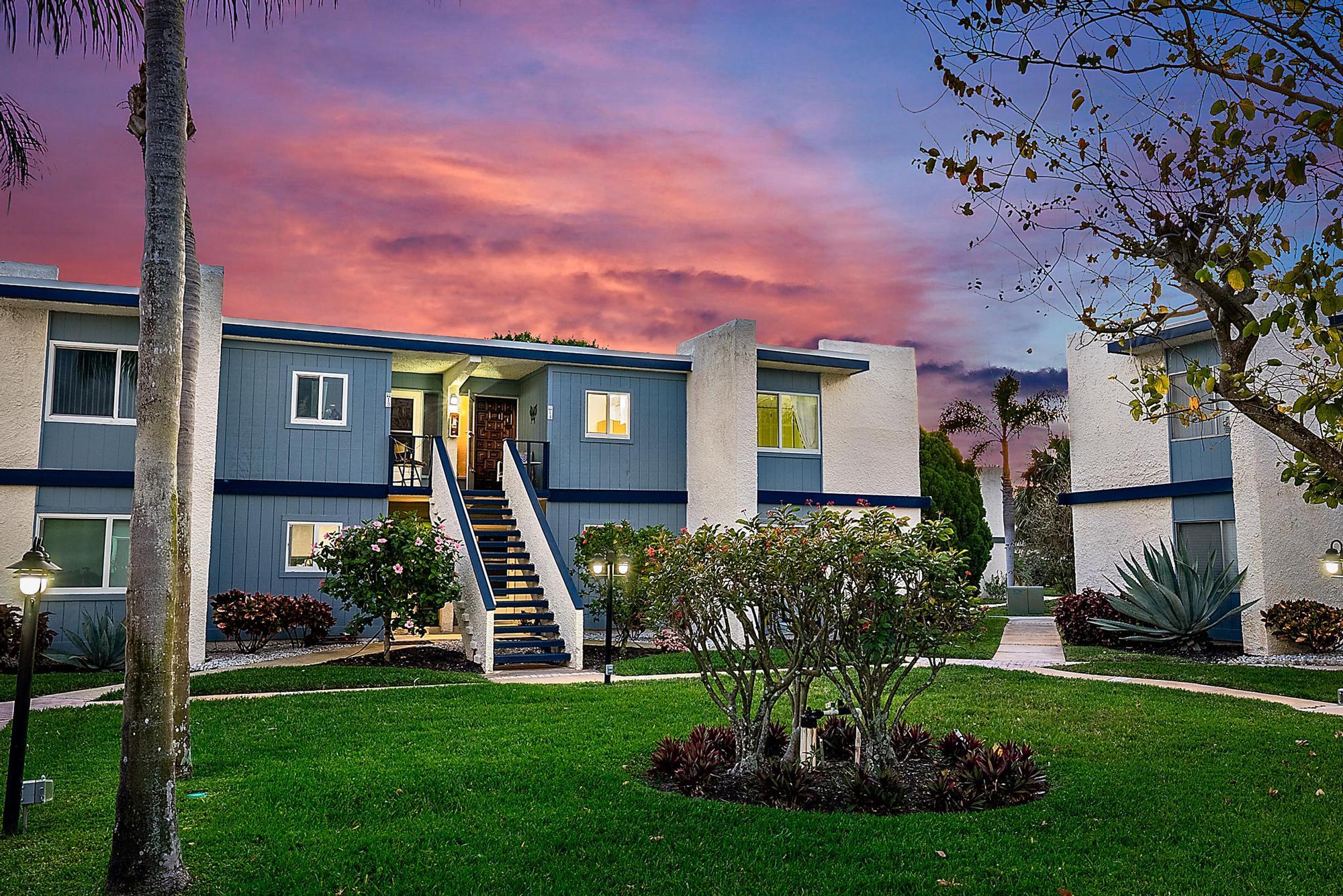 BEACON 21 CONDO - Residential