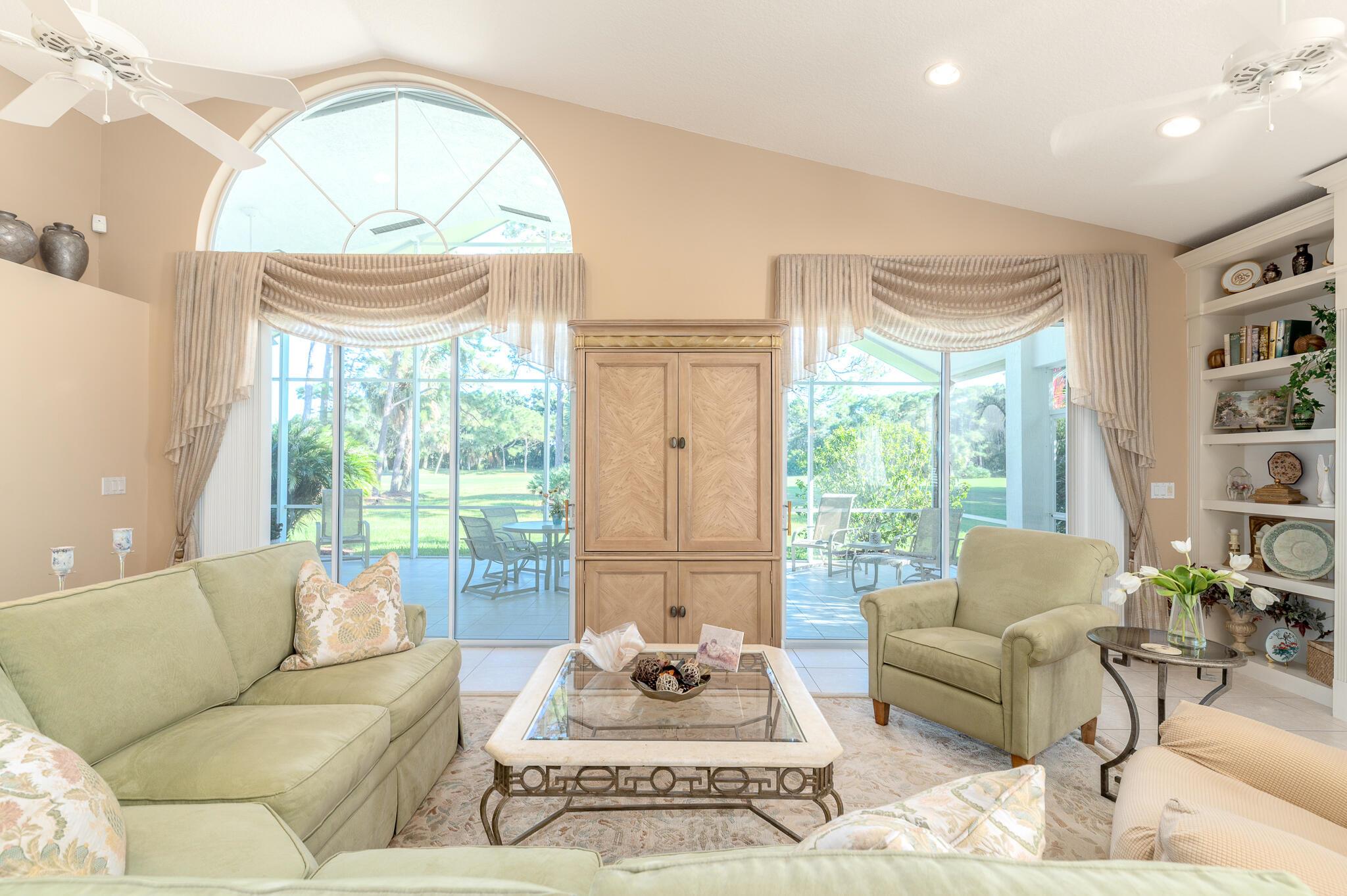 HIGHLAND GLEN - Residential