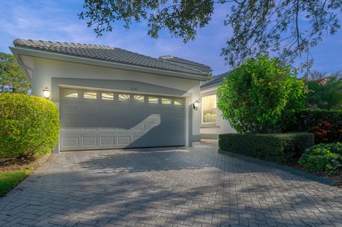 1640 SE Shelburnie Way Port St Lucie FL 34952