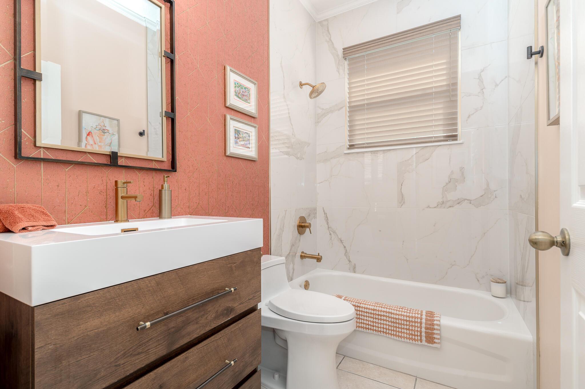 HIGHLAND GLEN - Residential