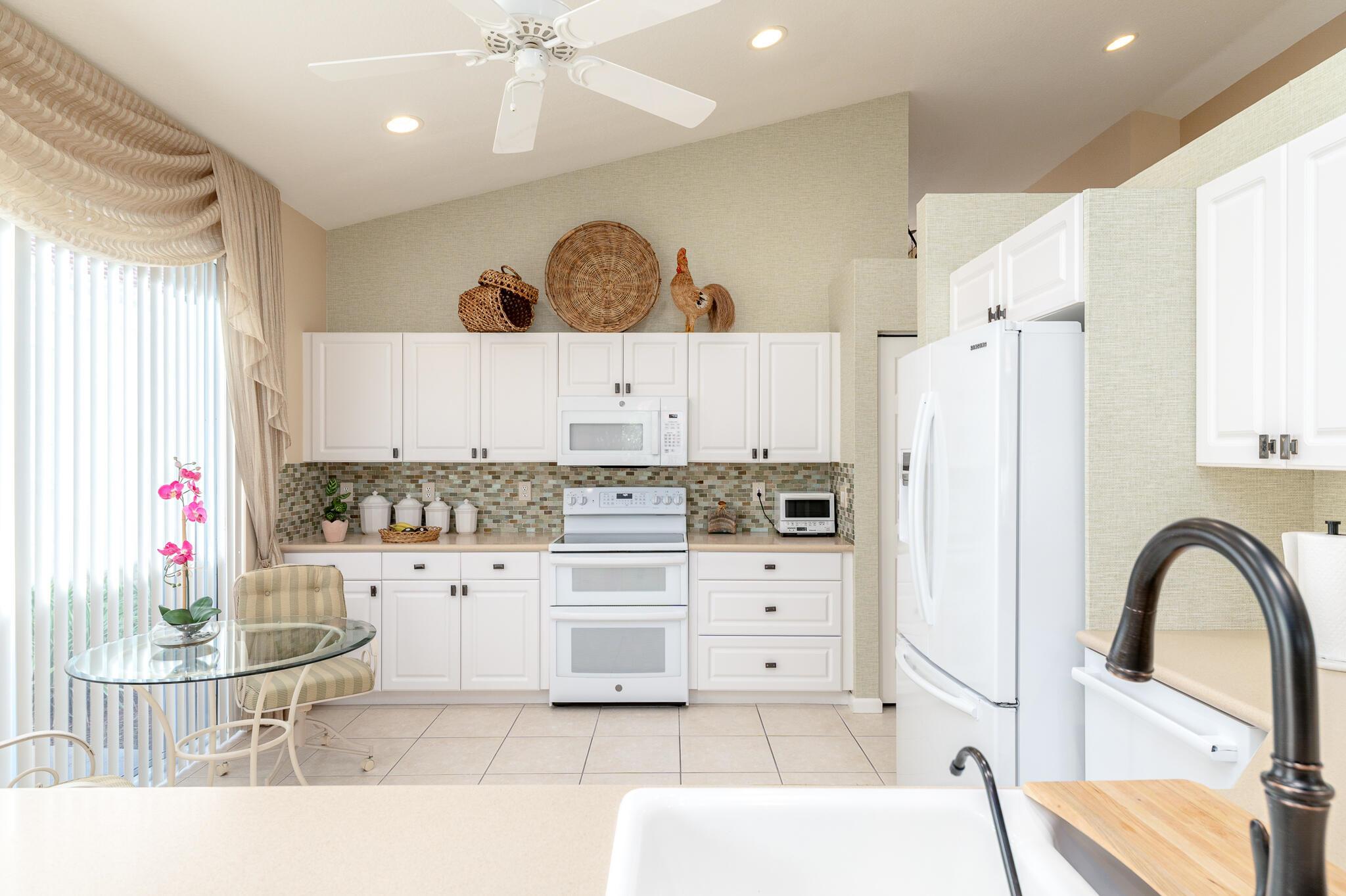 HIGHLAND GLEN - Residential