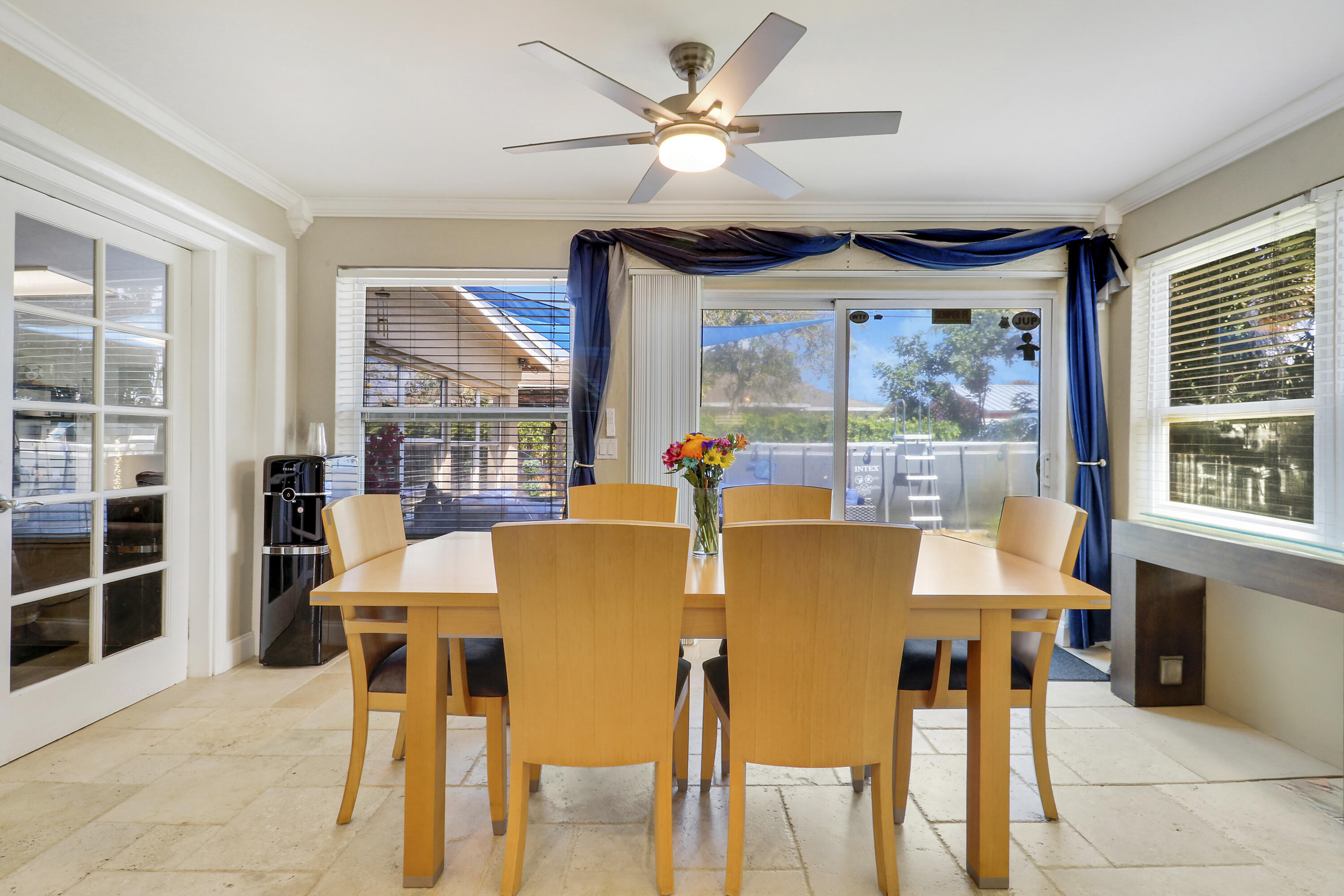 TROPIC VISTA - Residential