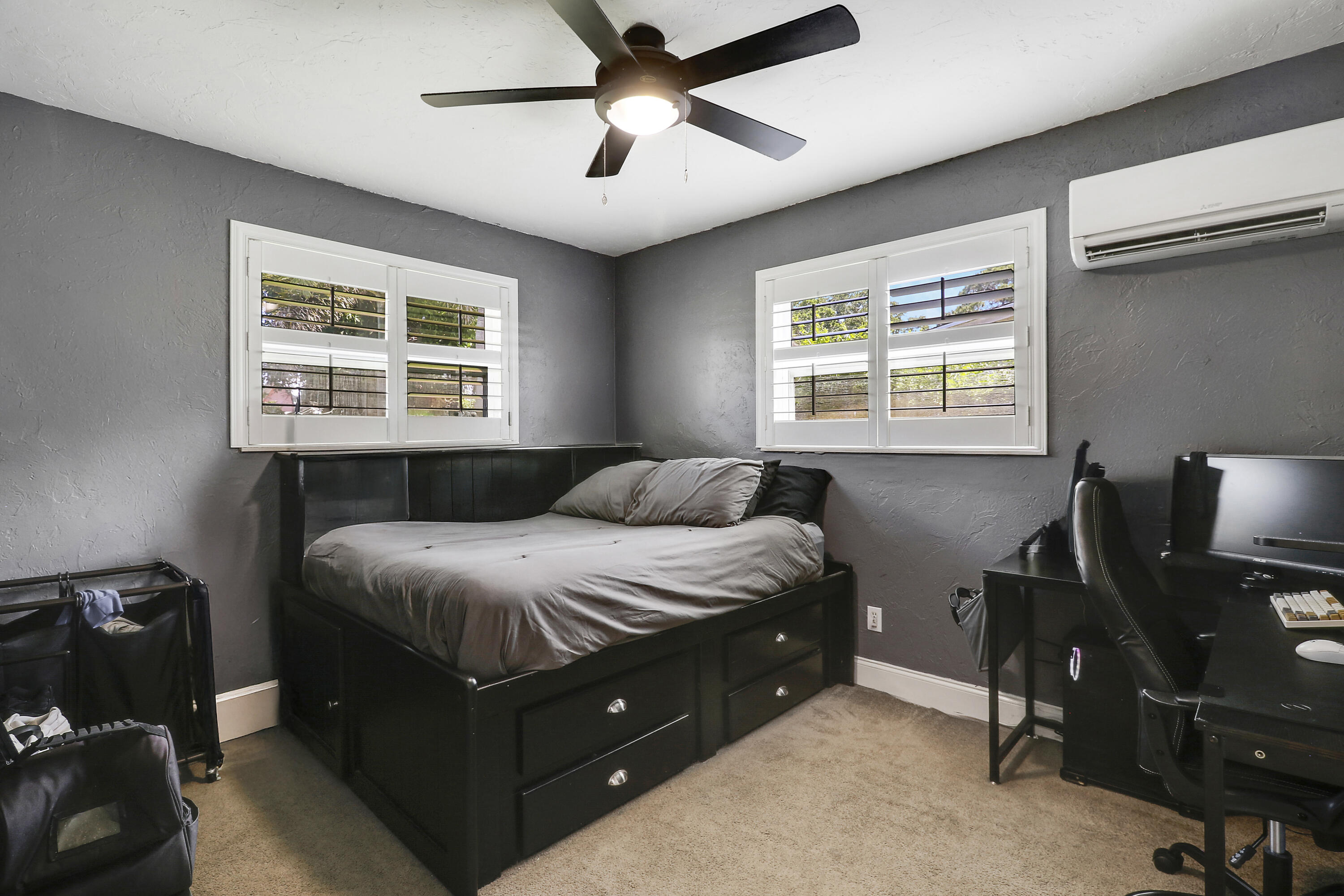 TROPIC VISTA - Residential