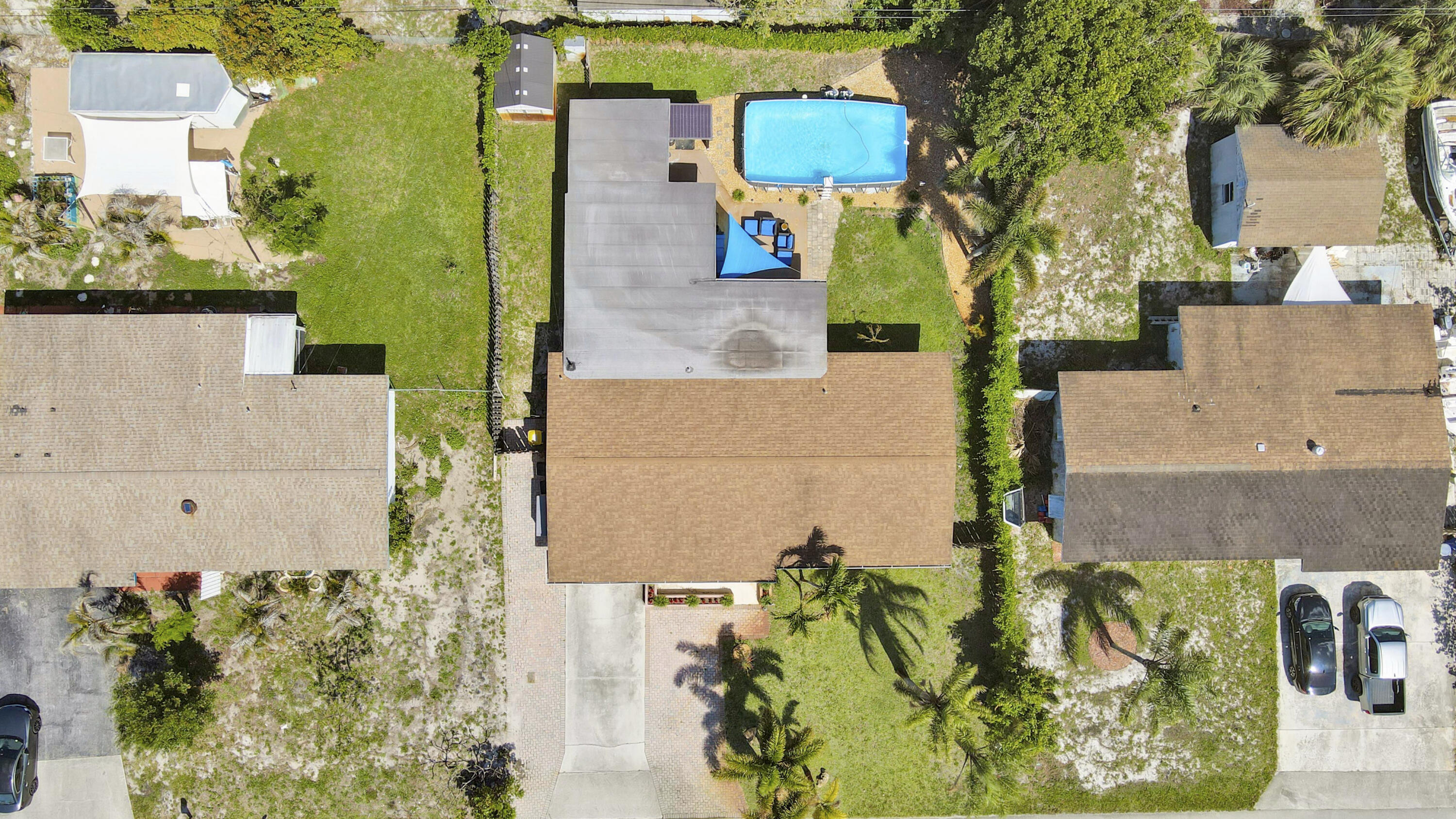 TROPIC VISTA - Residential