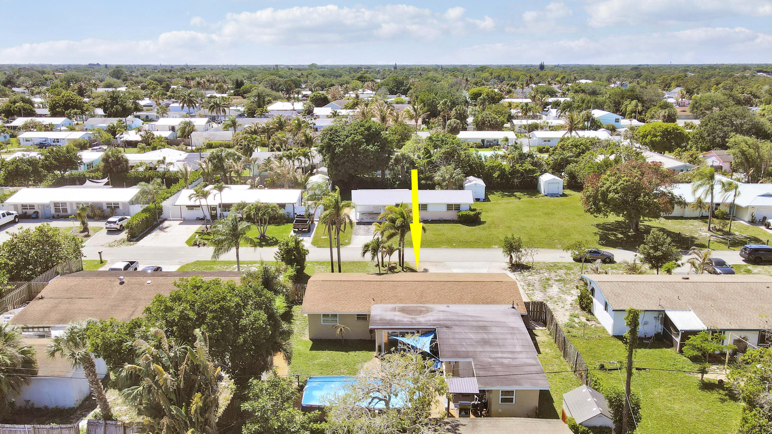 TROPIC VISTA - Residential