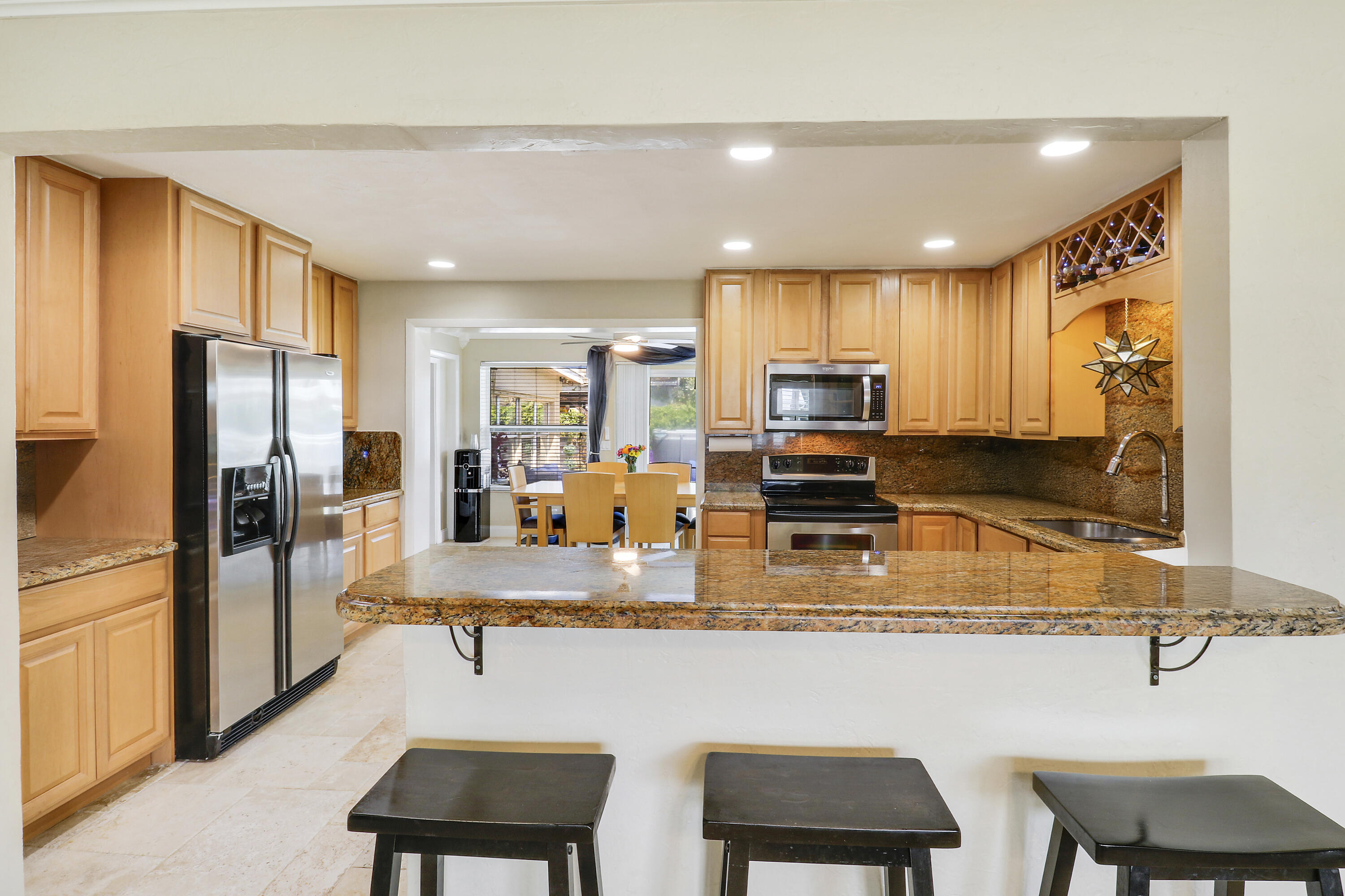 TROPIC VISTA - Residential