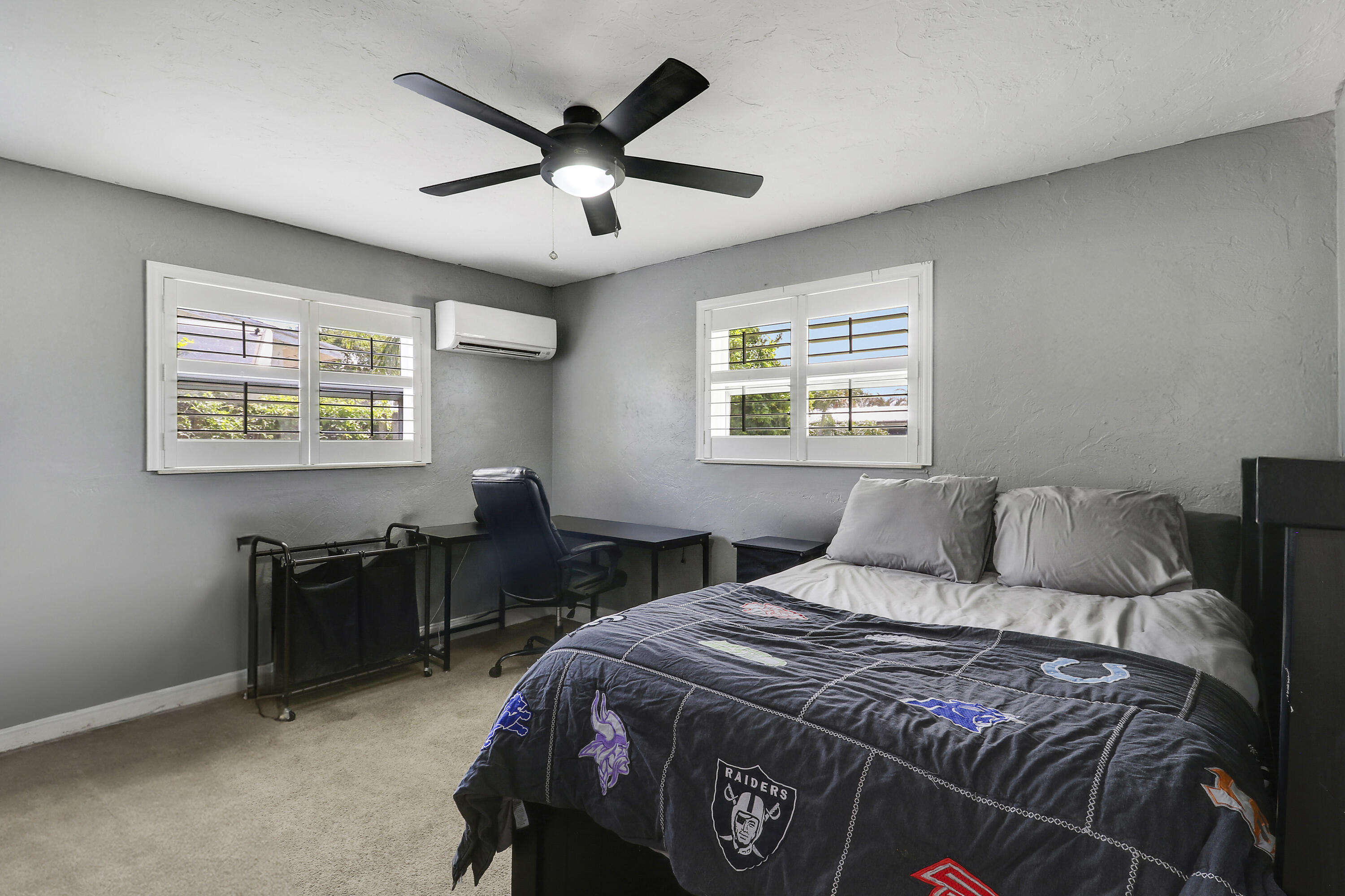 TROPIC VISTA - Residential