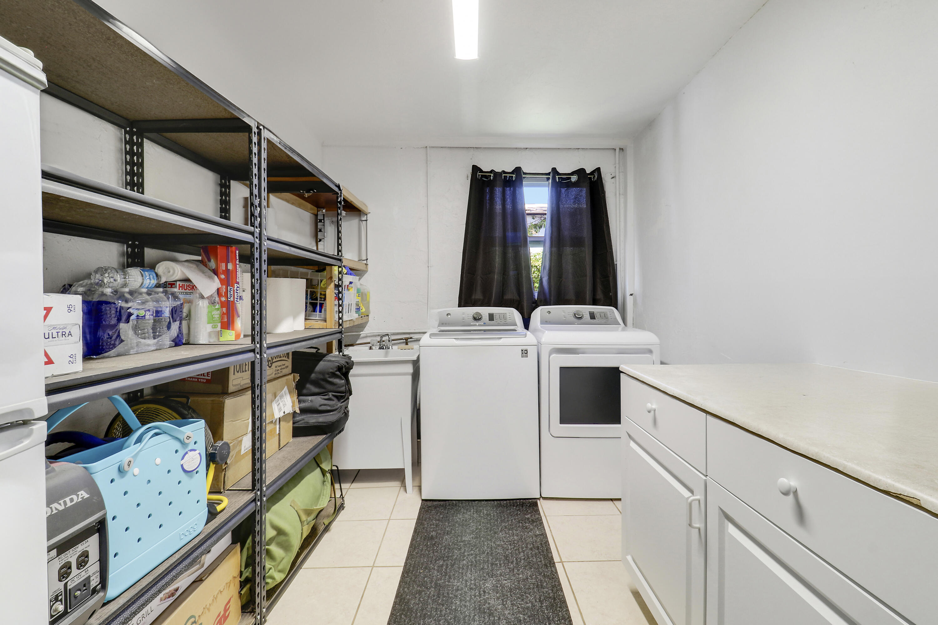 TROPIC VISTA - Residential