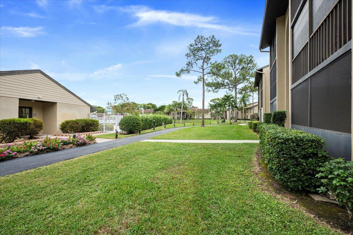 PINE RIDGE NORTH VILLAGE - Residential