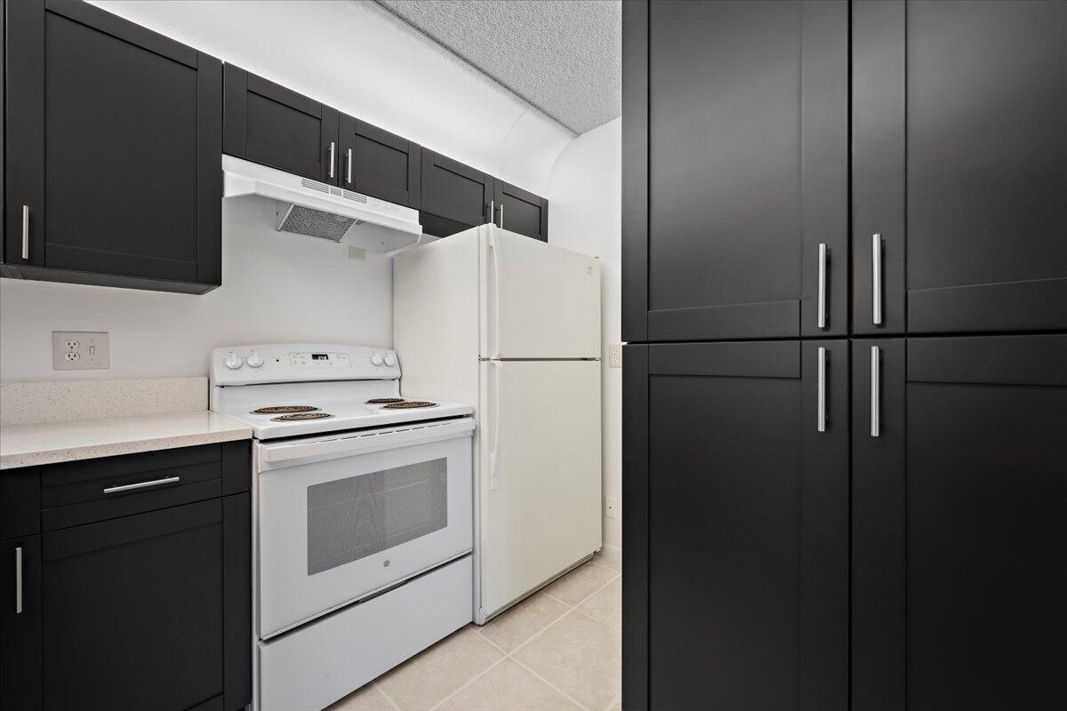 PINE RIDGE NORTH VILLAGE - Residential