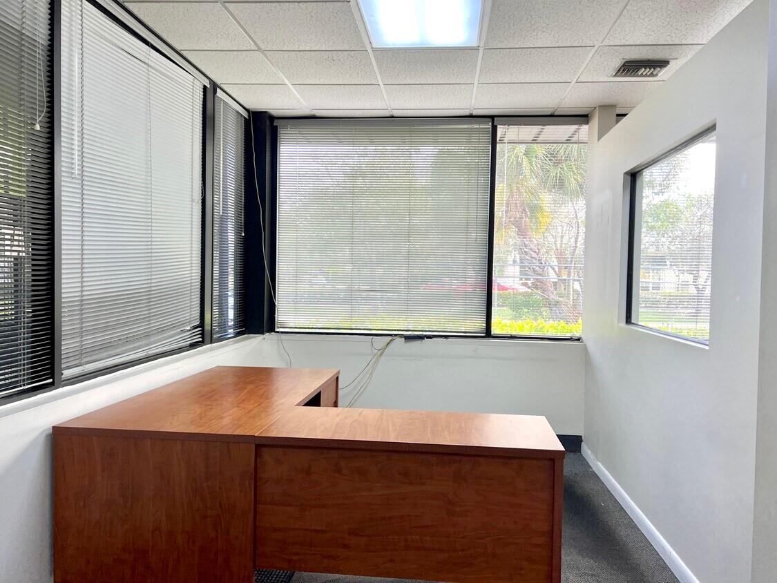 3101 N Federal Hwy