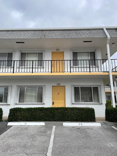 MURRY HILLS APT BLDG COND - Residential