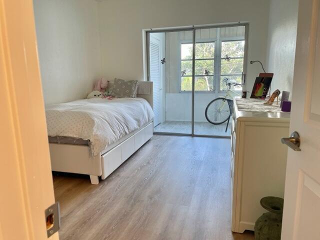 MURRY HILLS APT BLDG COND - Residential