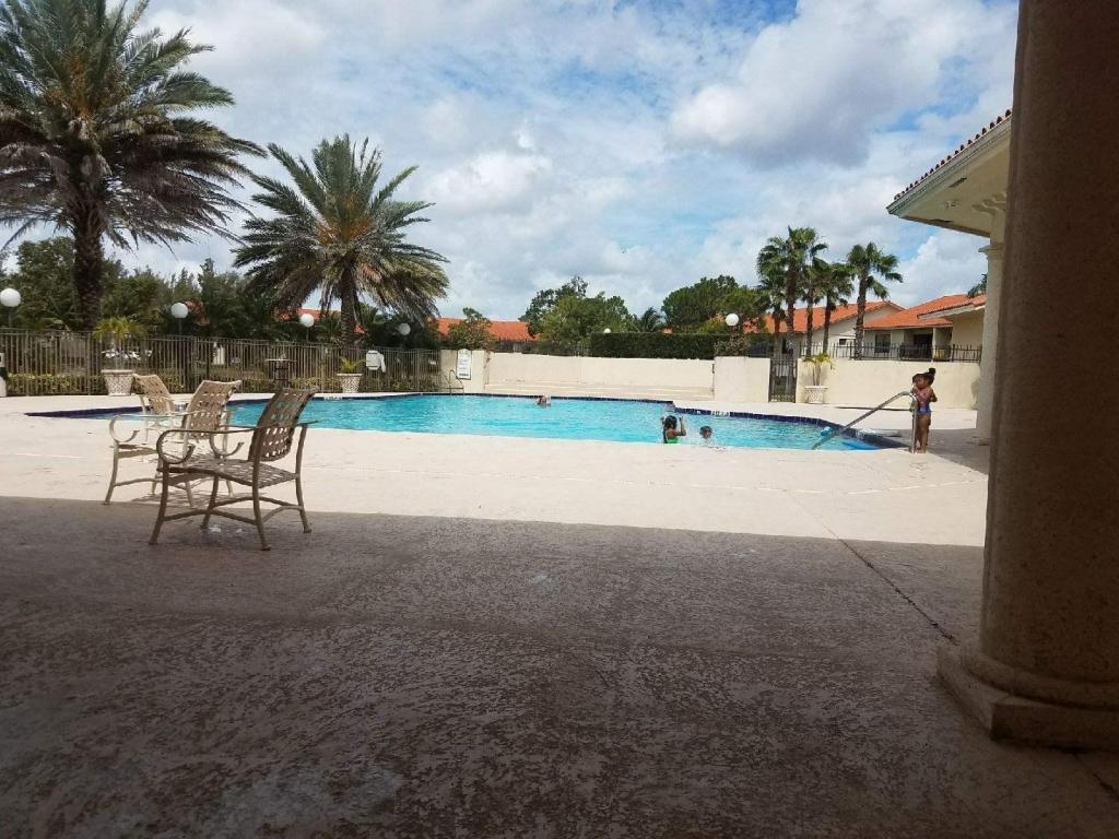 PALM BEACH PLACE CONDO - Residential Lease