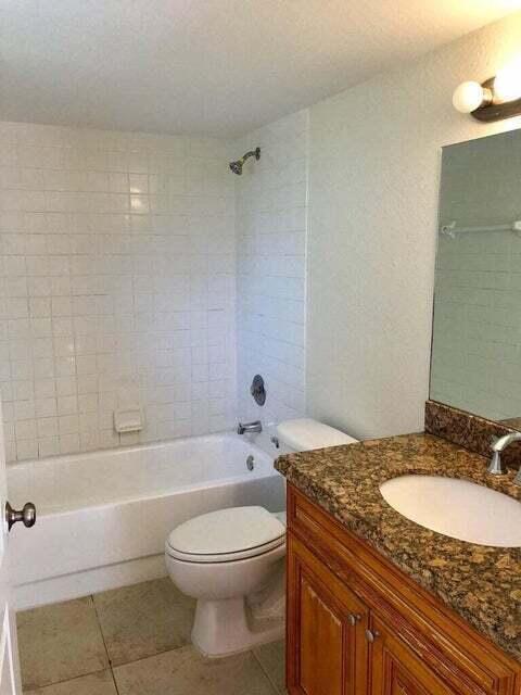 PALM BEACH PLACE CONDO - Residential Lease