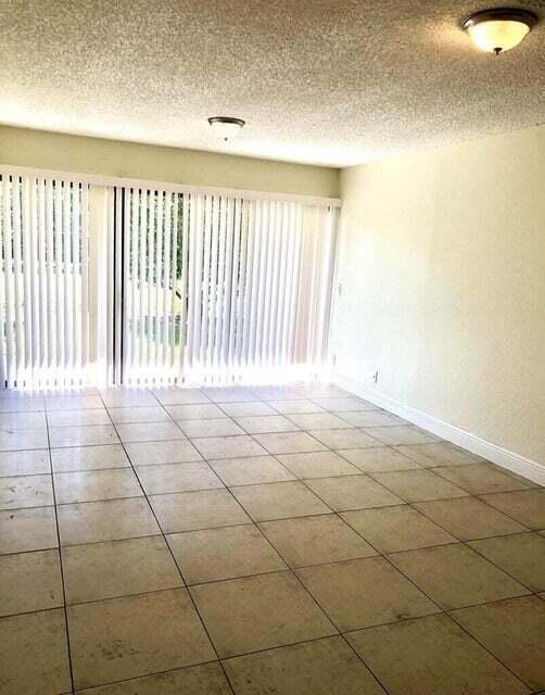 PALM BEACH PLACE CONDO - Residential Lease