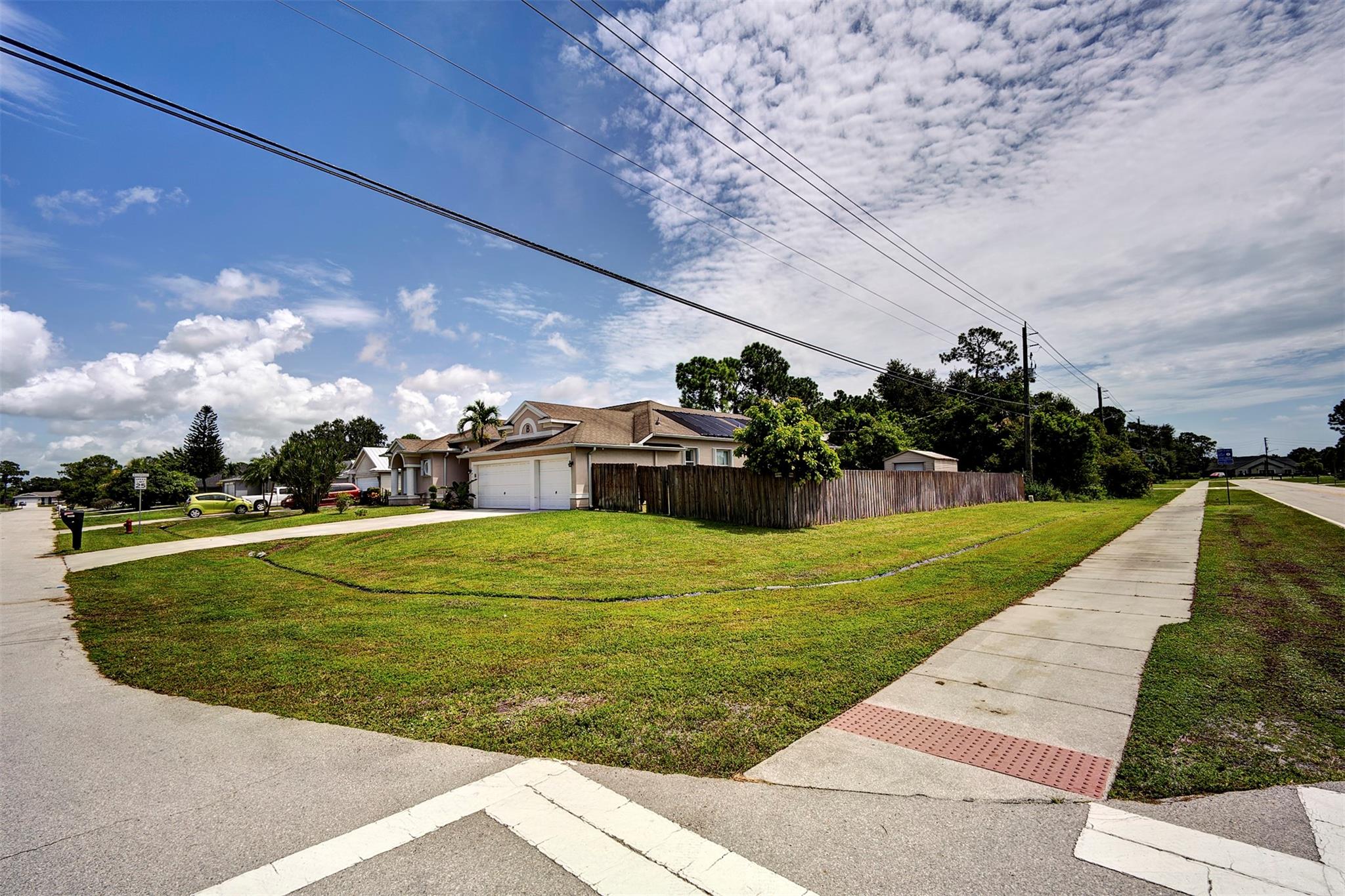 PORT ST LUCIE SECTION 9 - Residential