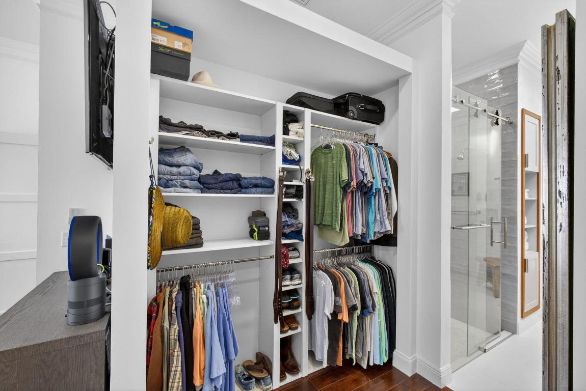 HAMPTONS AT MAPLEWOOD - Residential