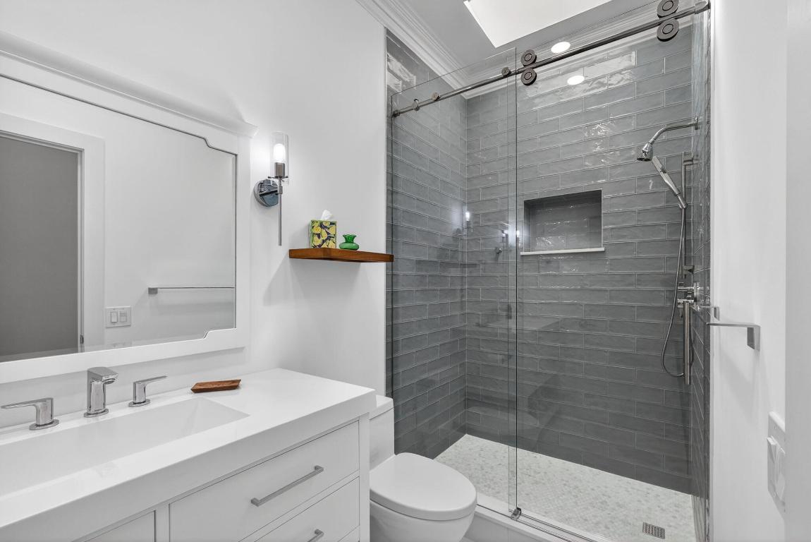 HAMPTONS AT MAPLEWOOD - Residential