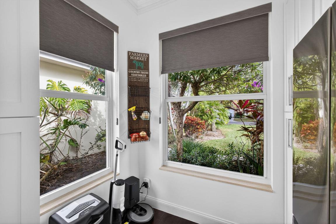 HAMPTONS AT MAPLEWOOD - Residential