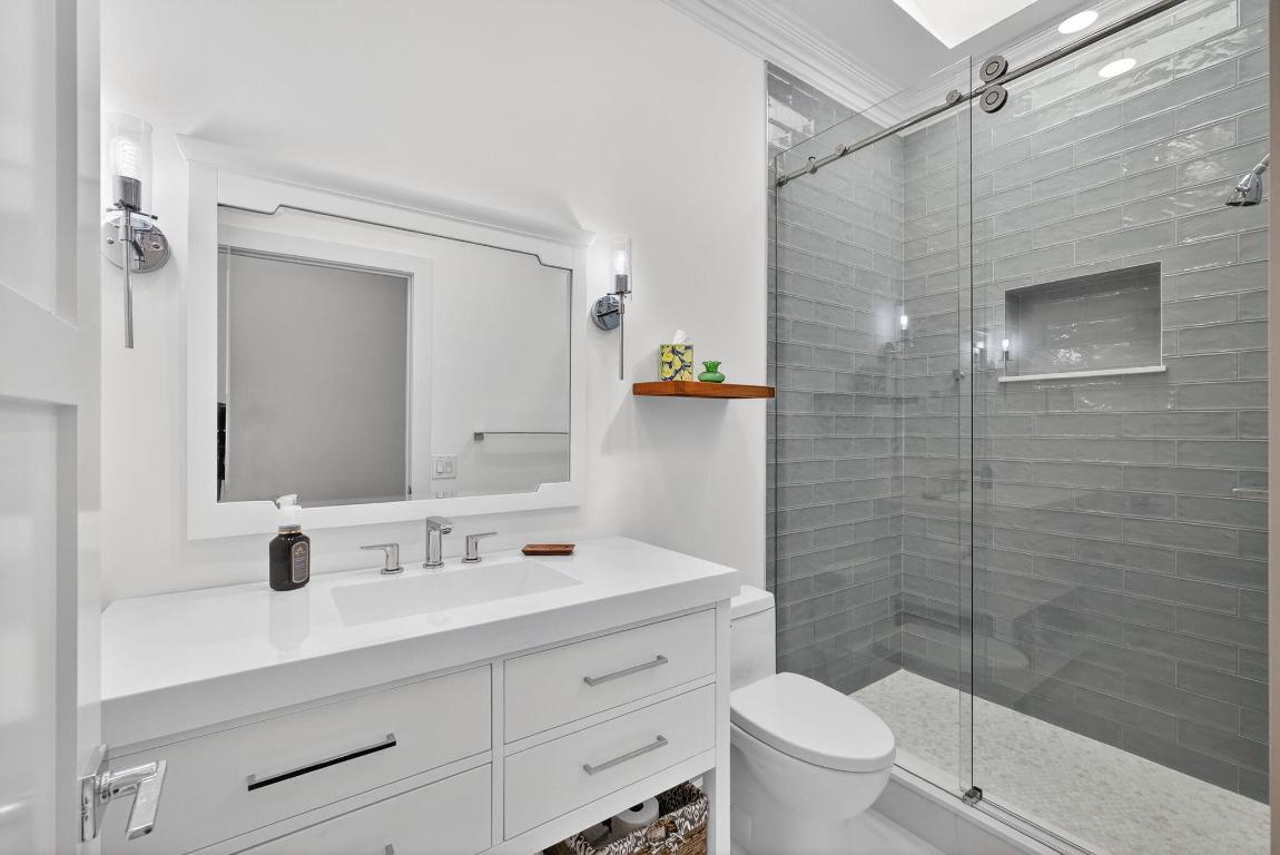 HAMPTONS AT MAPLEWOOD - Residential