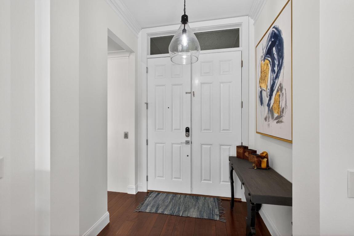 HAMPTONS AT MAPLEWOOD - Residential