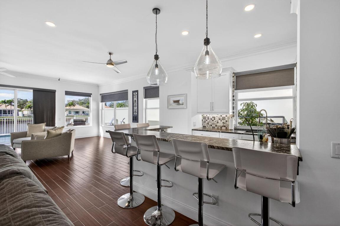 HAMPTONS AT MAPLEWOOD - Residential