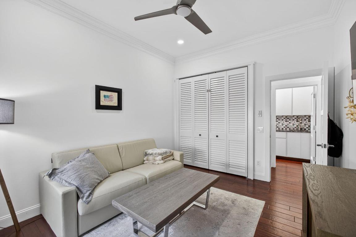 HAMPTONS AT MAPLEWOOD - Residential