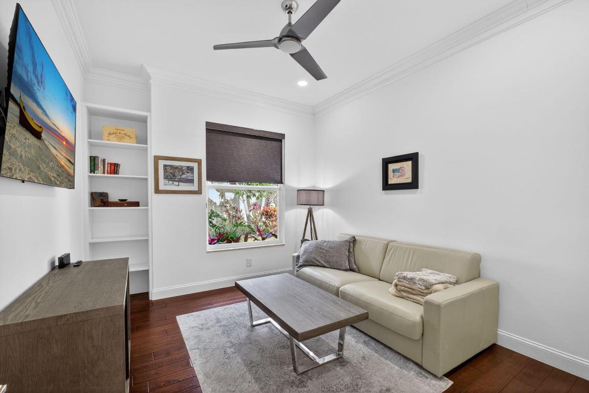 HAMPTONS AT MAPLEWOOD - Residential