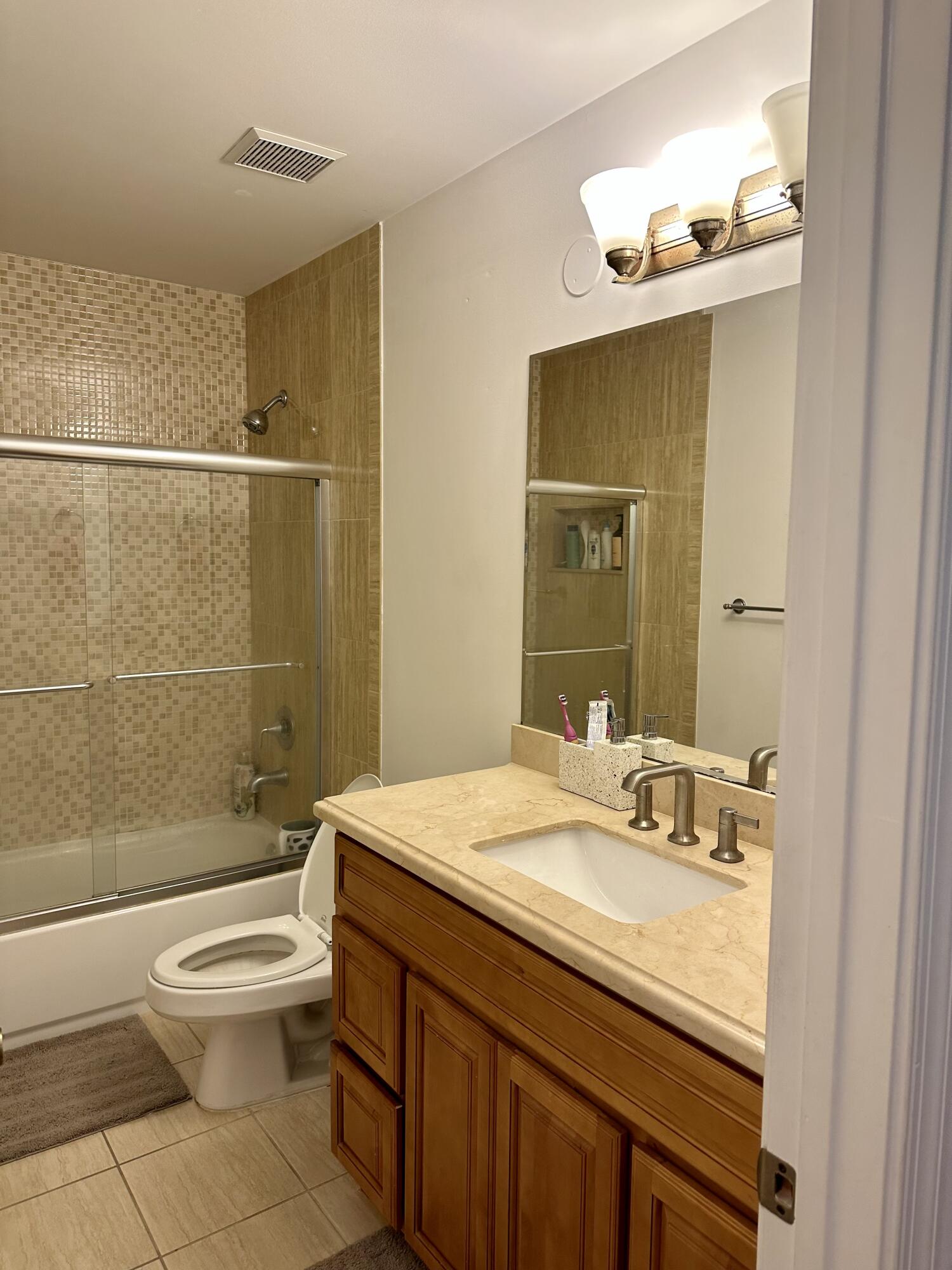 FAIRFIELD AT BOCA 6 OF CEDAR GROVE - Residential Lease