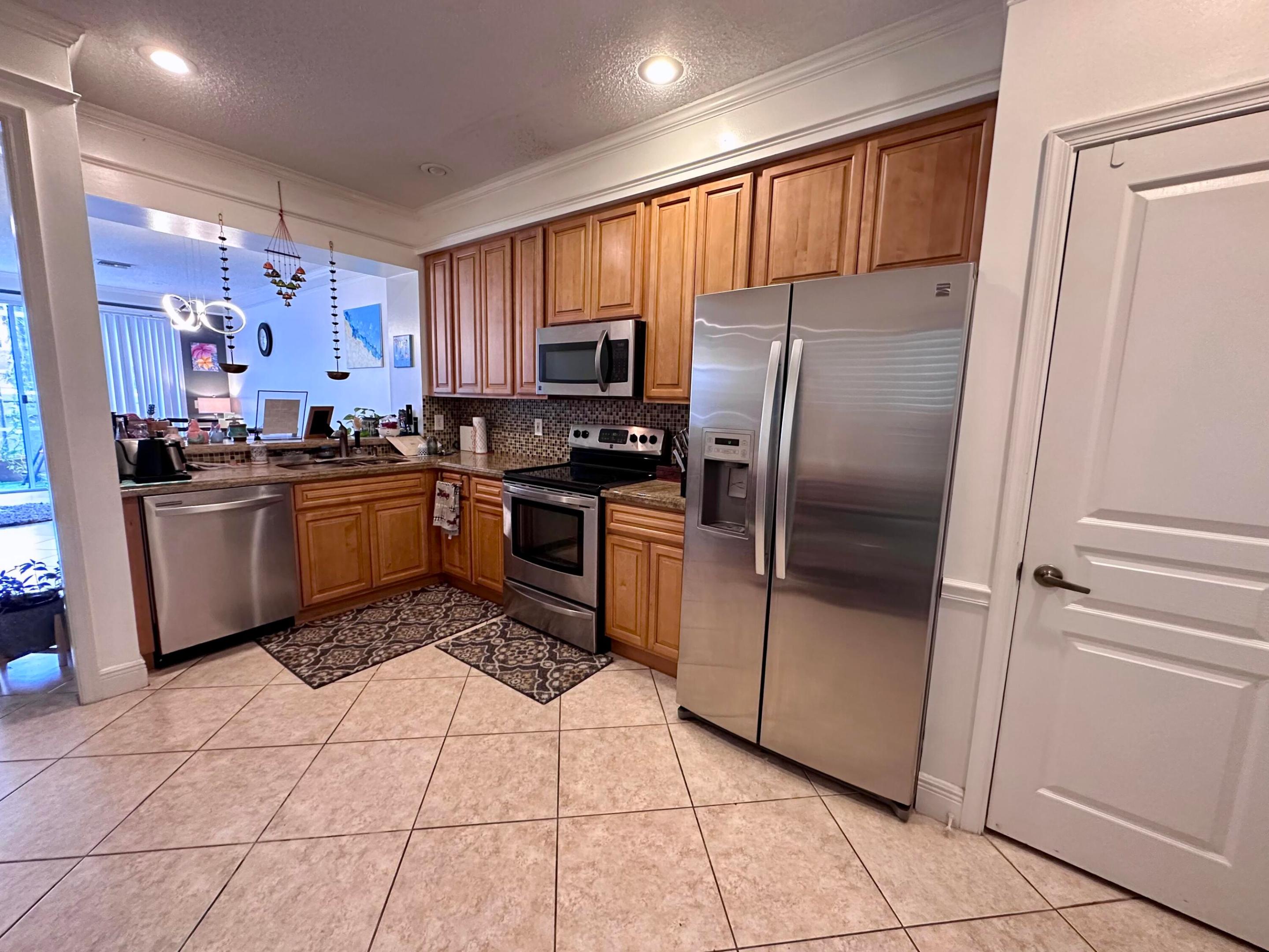 FAIRFIELD AT BOCA 6 OF CEDAR GROVE - Residential Lease