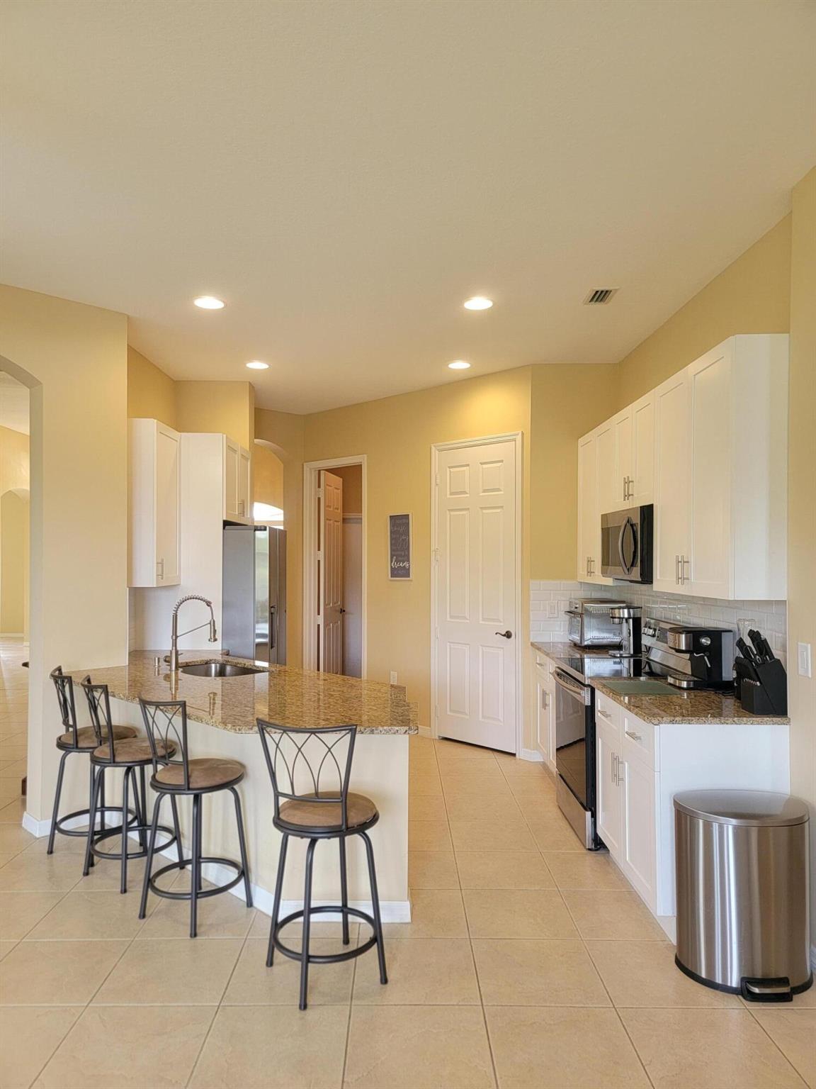 LAKE FOREST AT ST LUCIE W - Residential