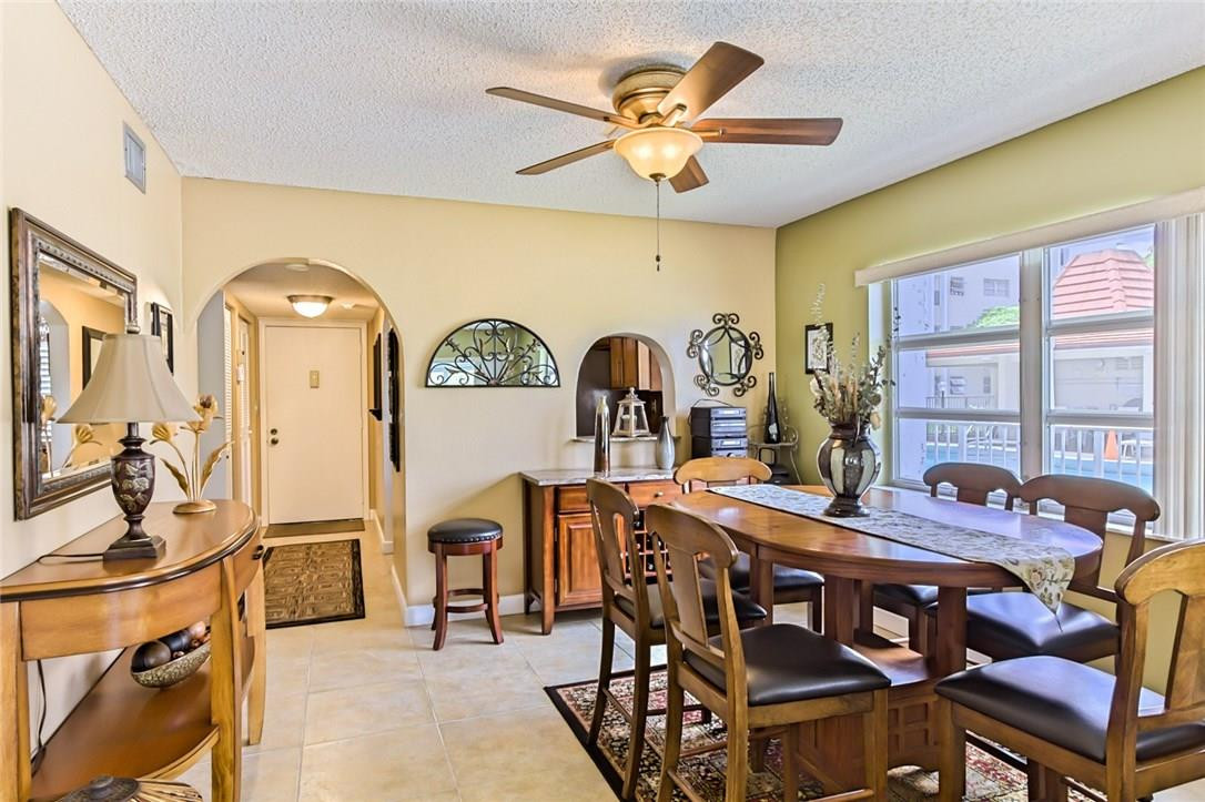 LAS VISTAS - Residential