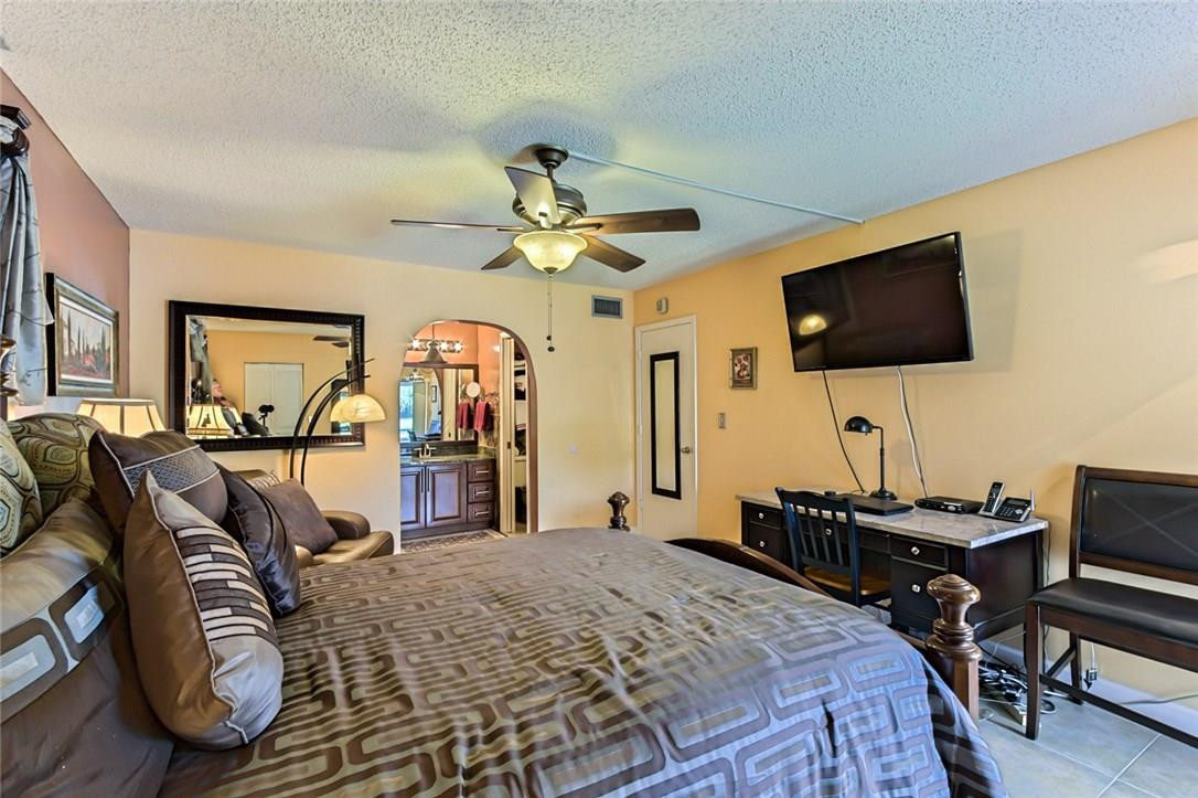 LAS VISTAS - Residential