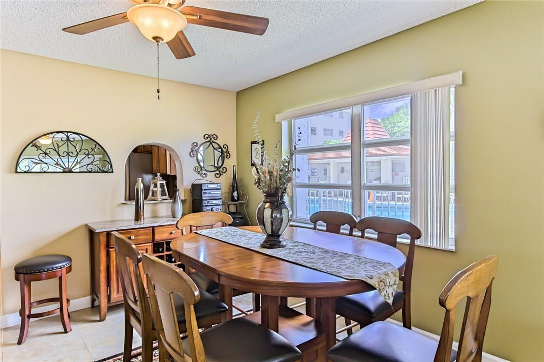 LAS VISTAS - Residential