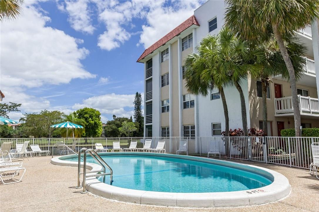 LAS VISTAS - Residential