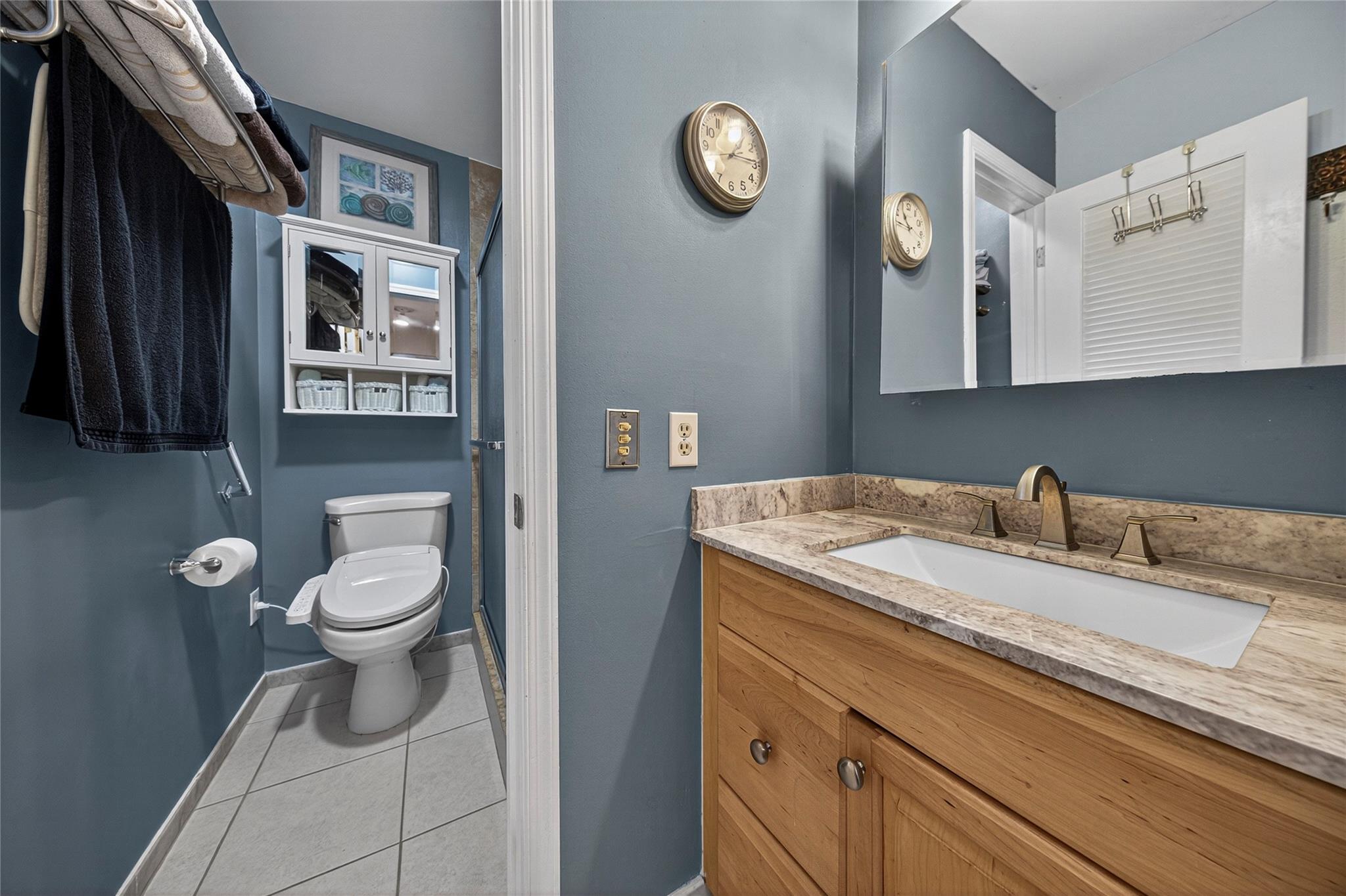 Bay Colony Club - Residential