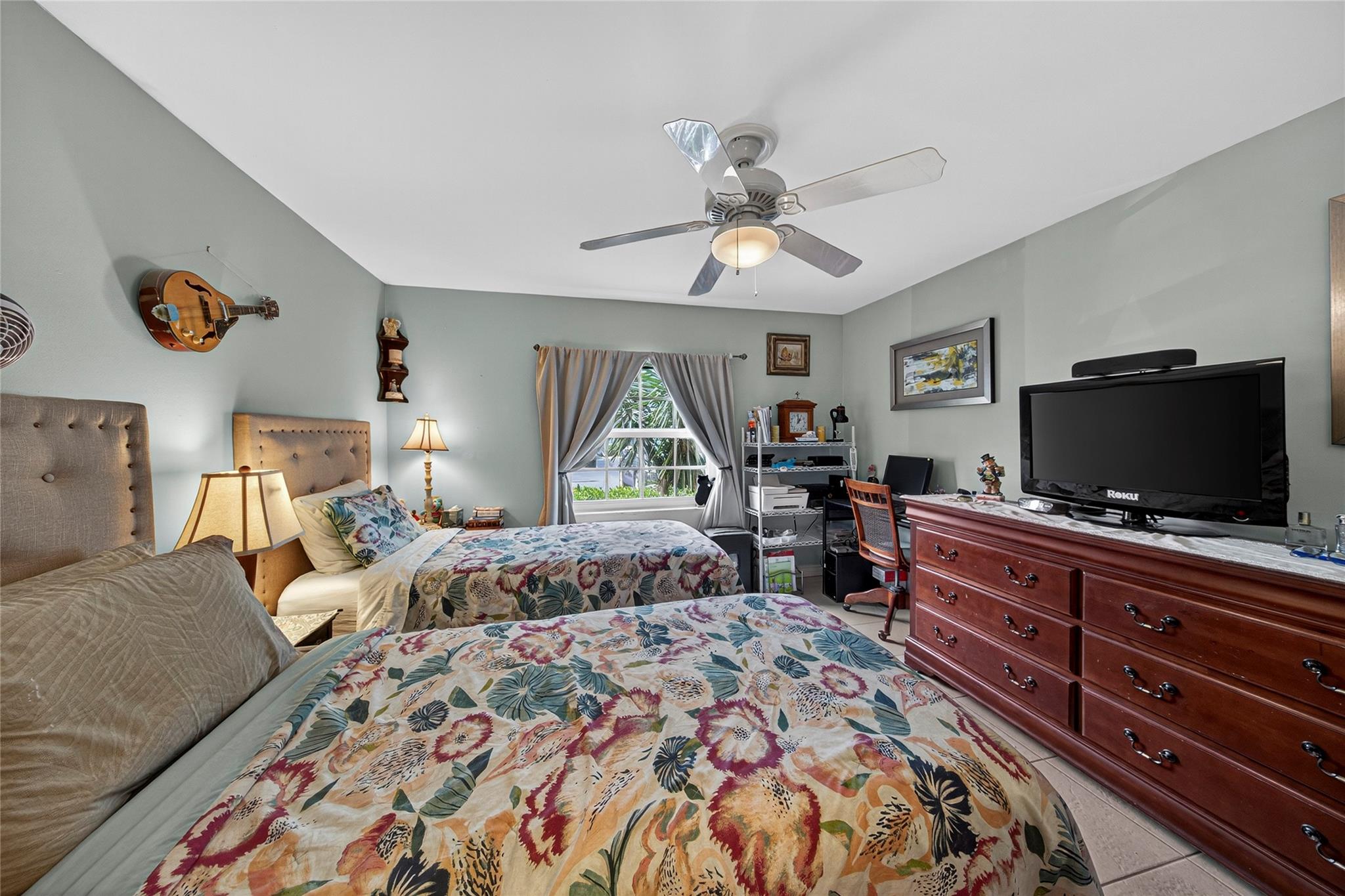 Bay Colony Club - Residential