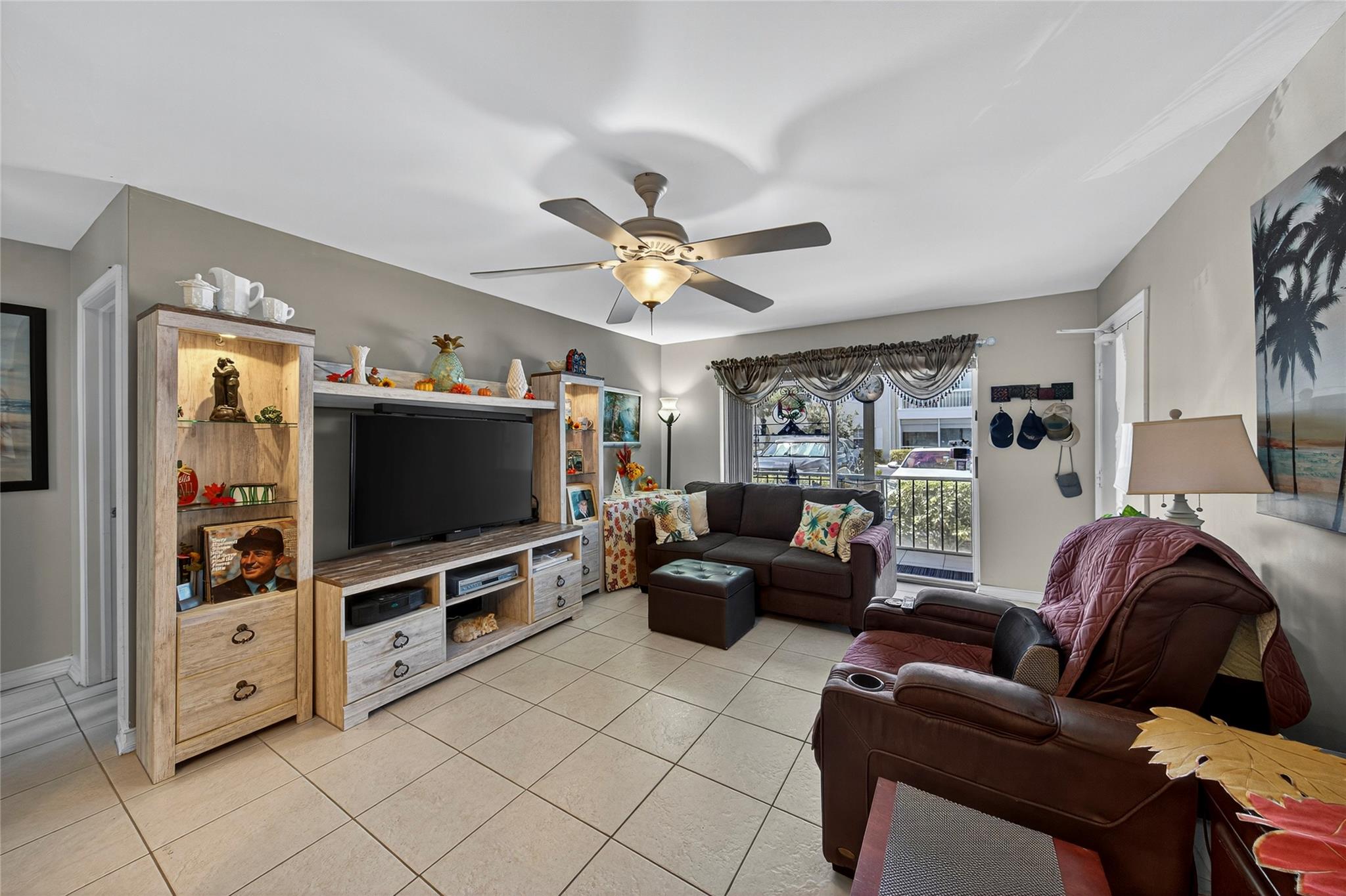 Bay Colony Club - Residential