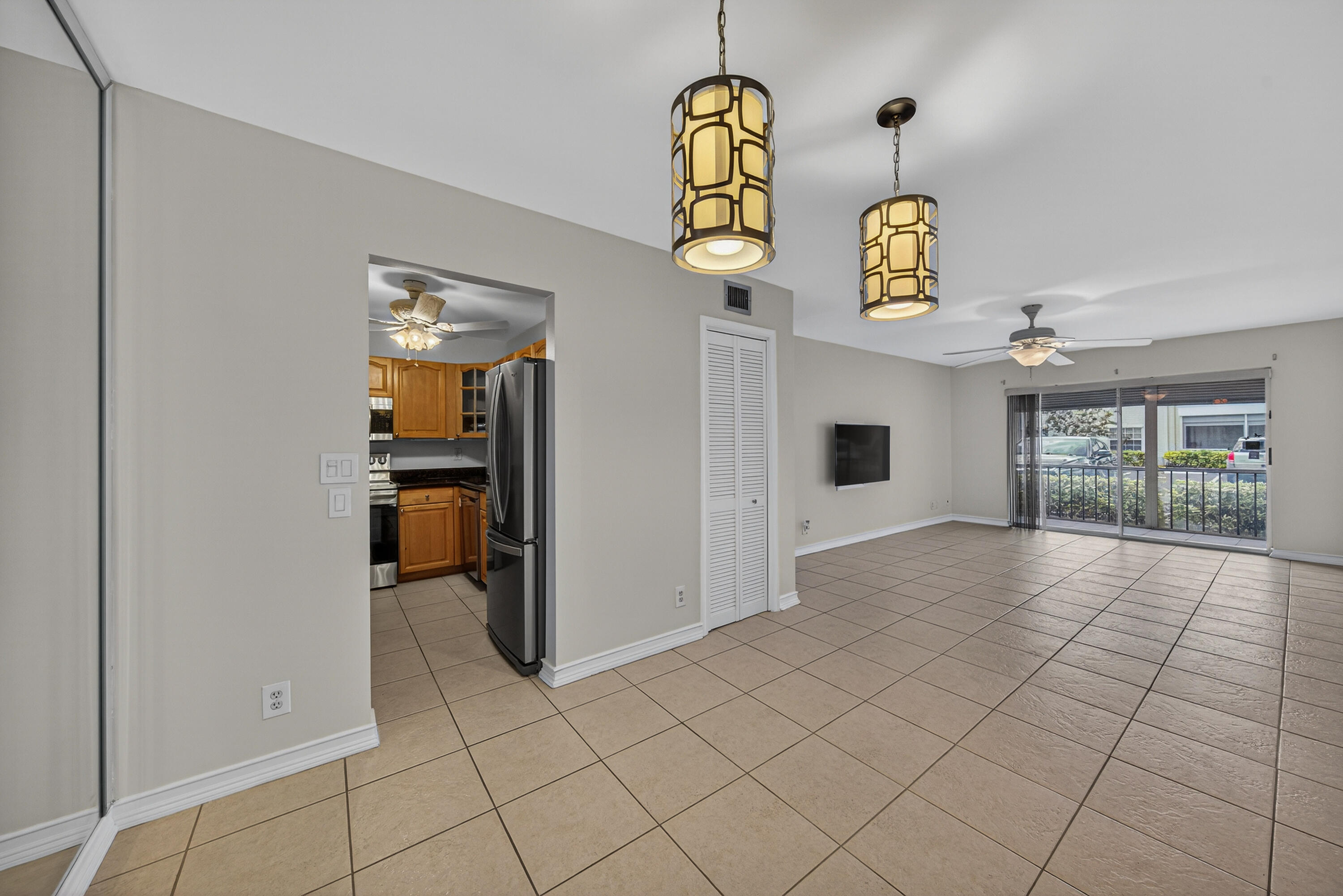 6521 Bay Club Drive 6521-2