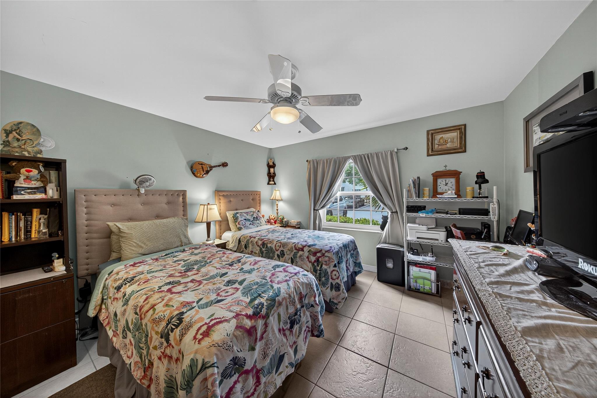 Bay Colony Club - Residential