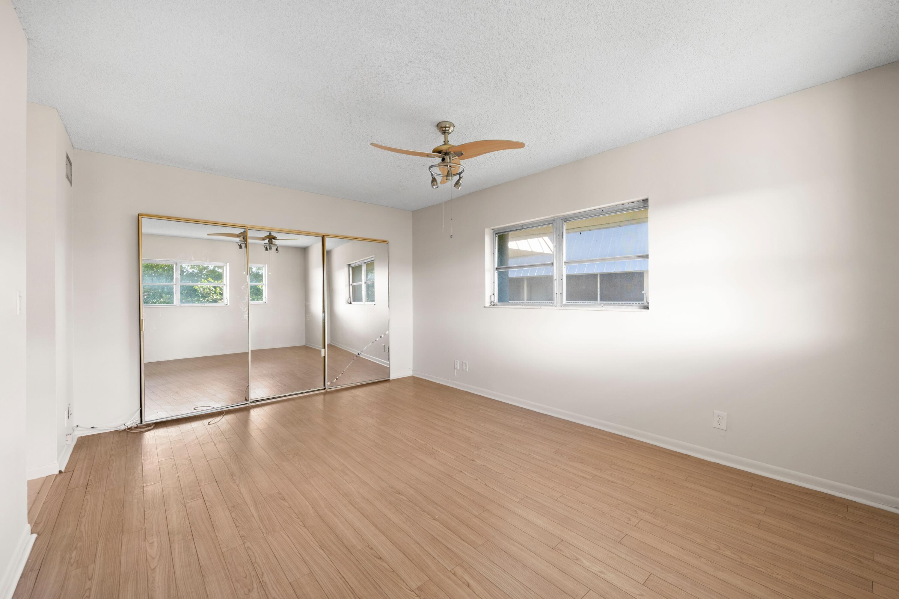 FOXWOOD HOLLOW AT CORAL SPRINGS - Residential