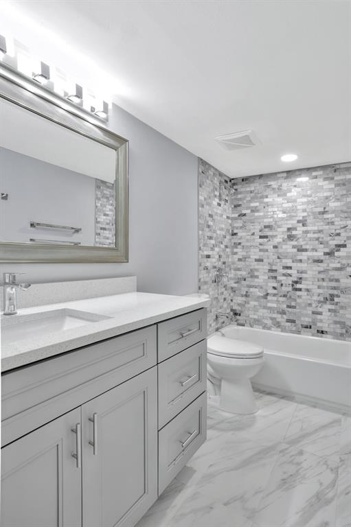 CASA VERANO CONDO - Residential Lease