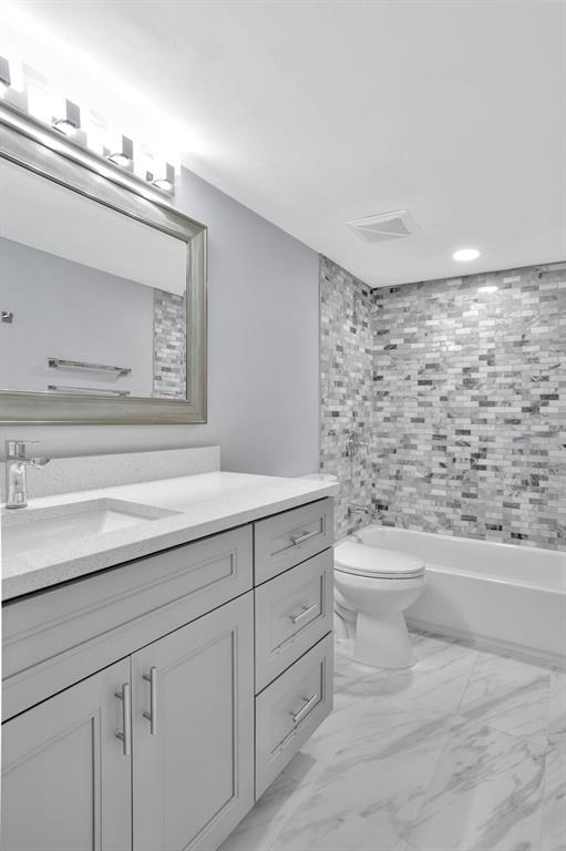 CASA VERANO CONDO - Residential Lease