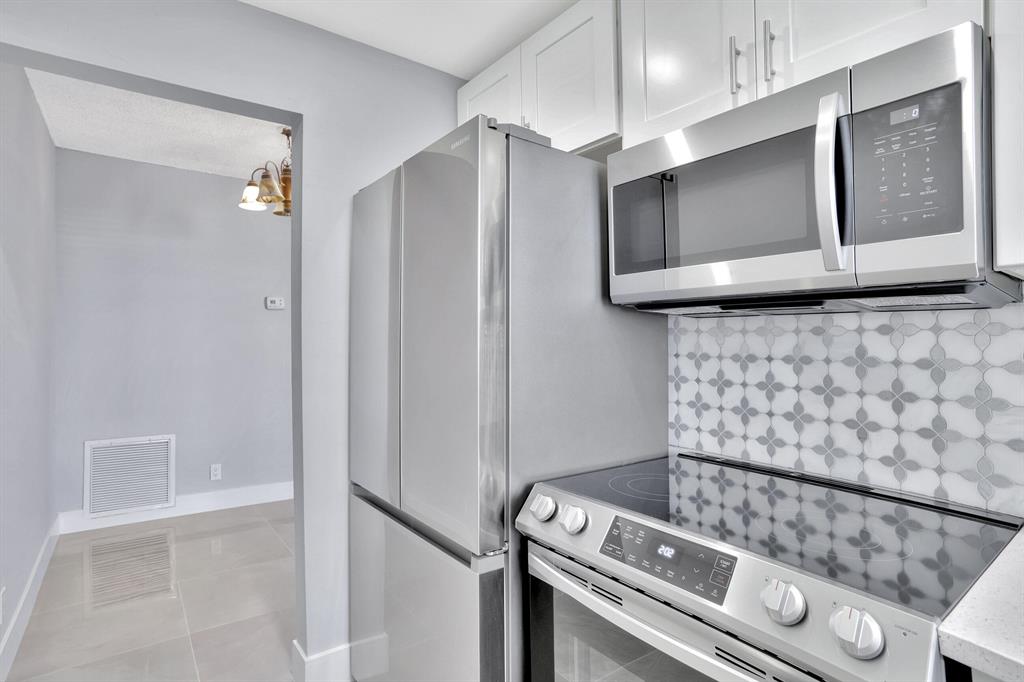 CASA VERANO CONDO - Residential Lease