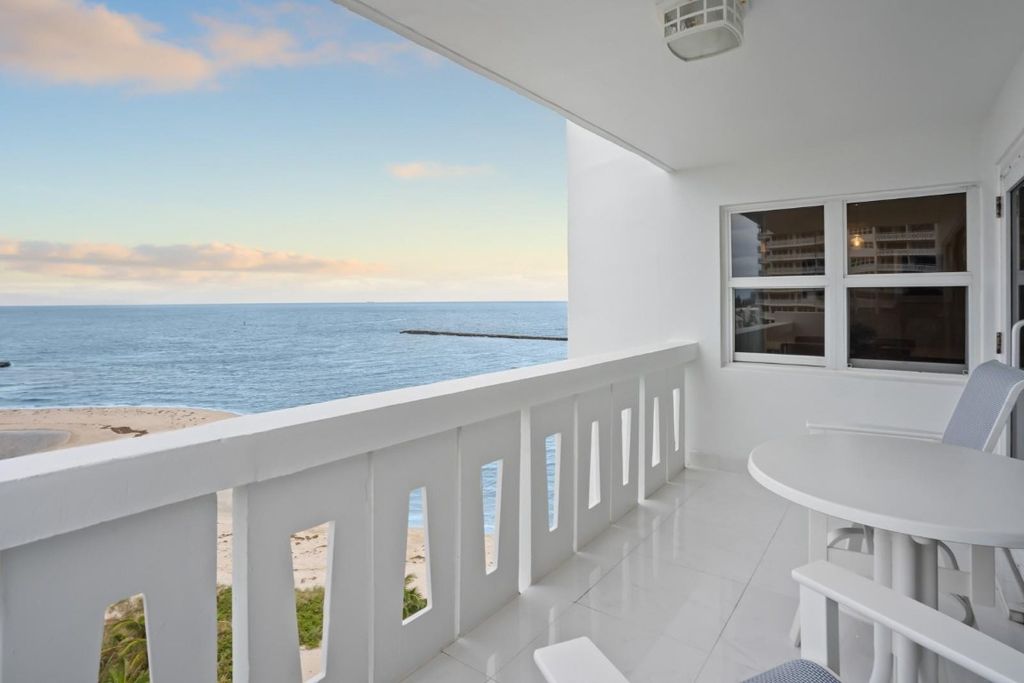 Photo of 2100 S Ocean Drive #9A, Fort Lauderdale, FL 33316 (MLS # F10536969)