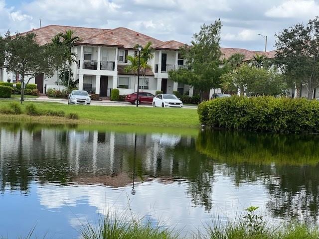 Paloma Lakes - Residential