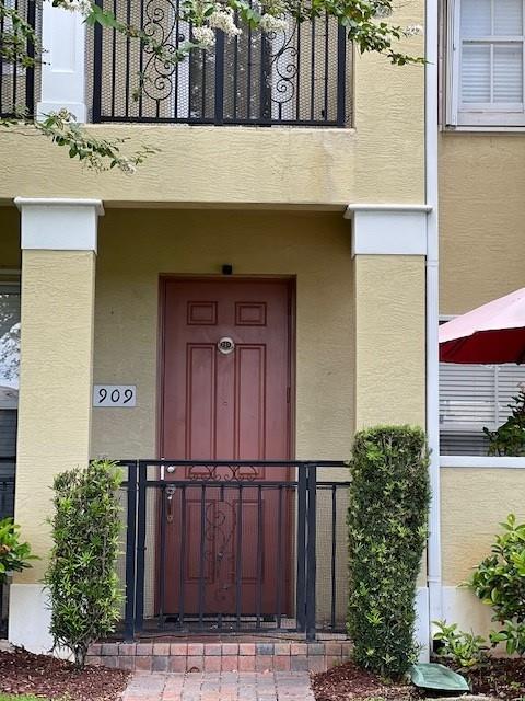 Paloma Lakes - Residential