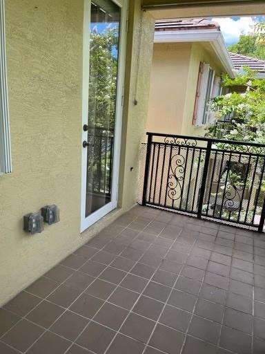 Paloma Lakes - Residential