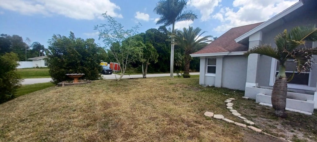 Photo of 202 SW Parish Terrace, Port Saint Lucie, FL 34984 (MLS # F10441325)